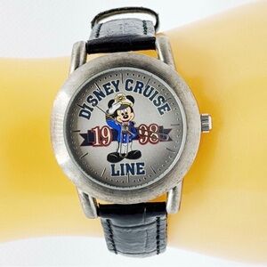 Limited Edition Disney Cruise 1998 Captain Mickey Leather Band Collector Watch